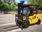 forklift CATERPILLAR